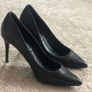 STEVEN by Steve Madden Black Leather 3-inch Pumps